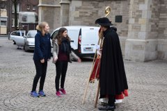 Begegnung mit Willibrord vor seinem Dom.